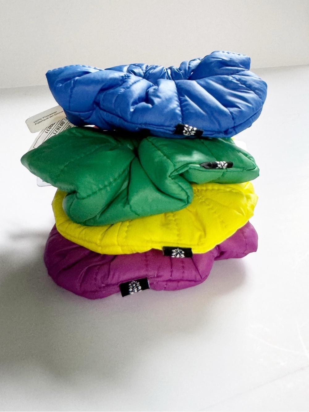 Free People FP Movement Sports Puffer Scrunchies — 4-Piece Set | NWT - Picture 3 of 6